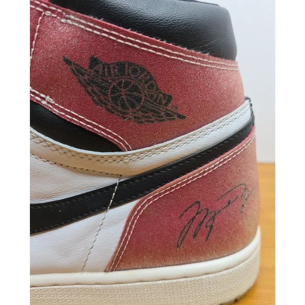 Jordan 1 Retro High OG SP Friends and Family x Trophy Room Chicago Size 12 #8899